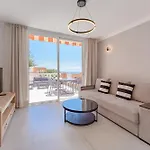 Apartmán Ocean View With A Terrace