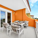 Apartmán Ocean View With A Terrace